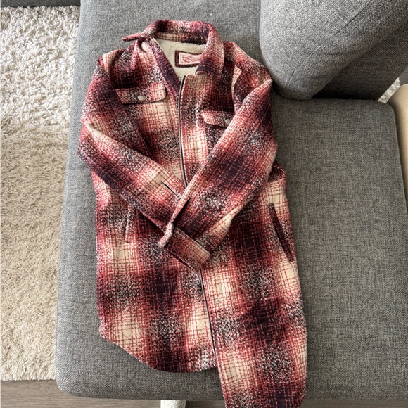 Plaid Women's Jacket in Red and Black - Picture 1 of 1